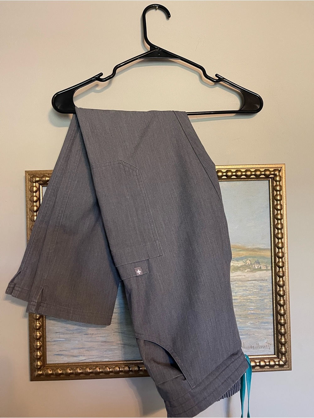 Figs Straight-Leg Scrub Pants in Charcoal Gray
